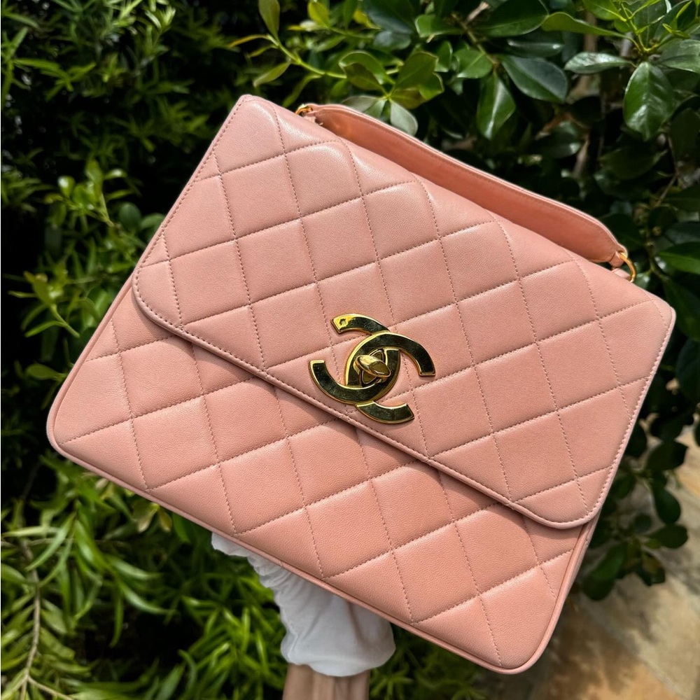 Extremely Rare Vintage Chanel Shoulder Bag with 24k gold plated hardware